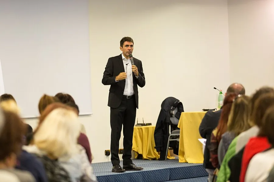Daniel Lumera